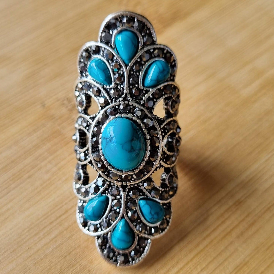 Turquoise Stone Vintage Peacock Ring
