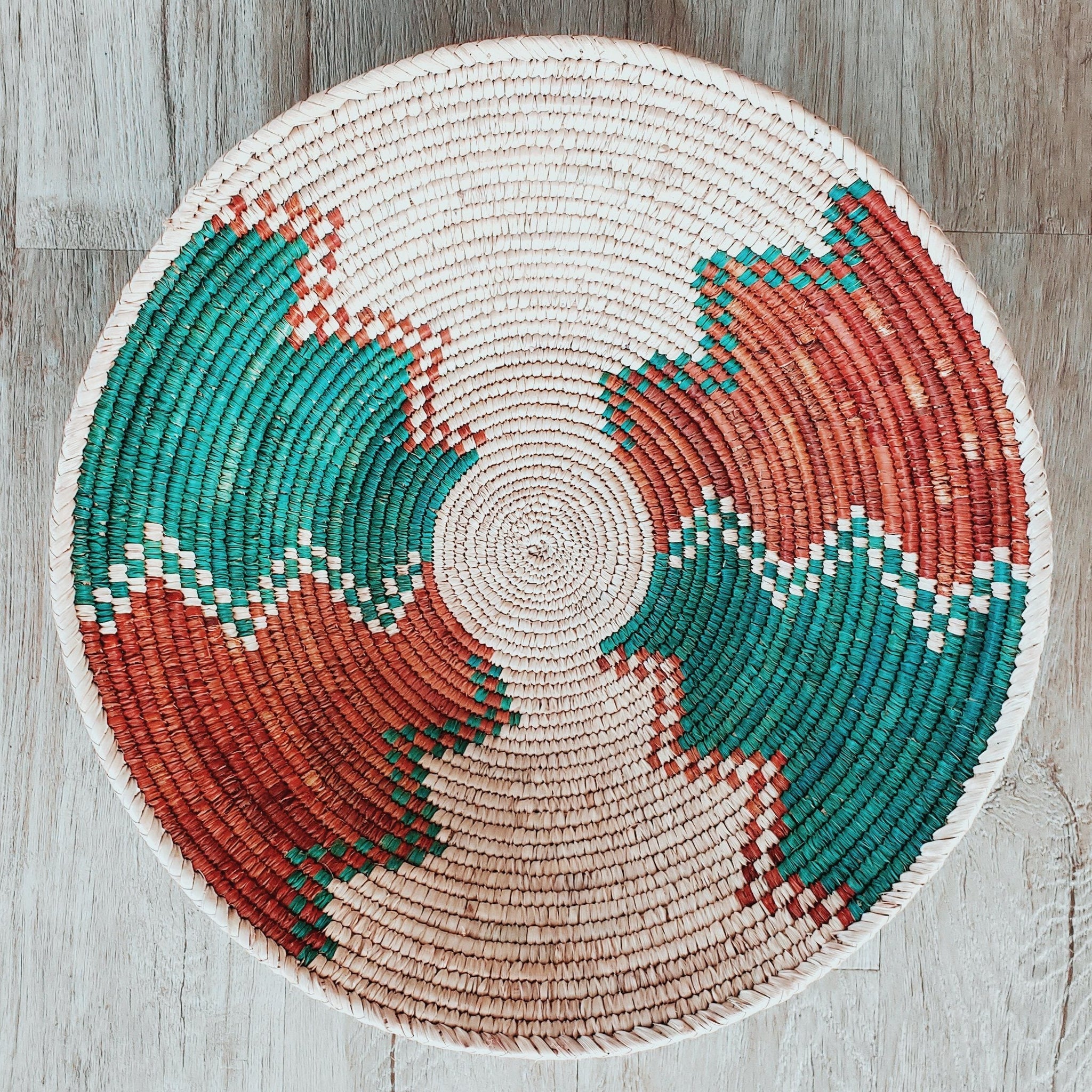 Handwoven Tribal Basket - Kineks