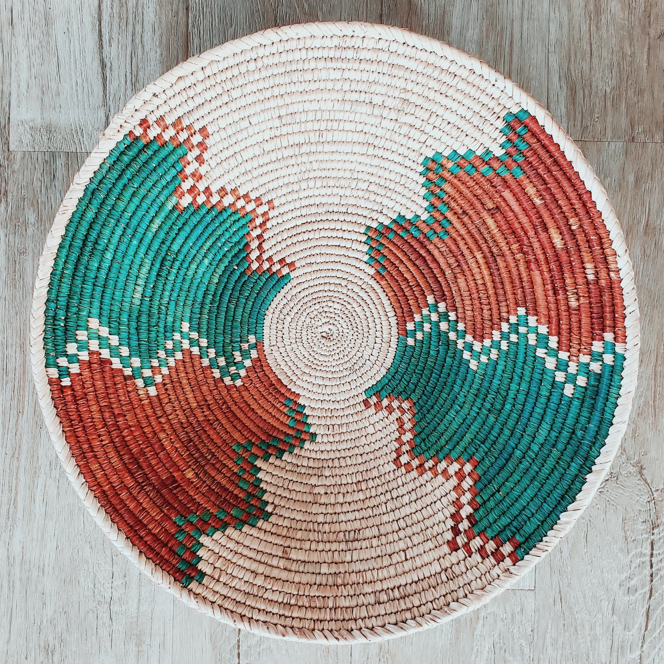 Handwoven Tribal Basket - Kineks