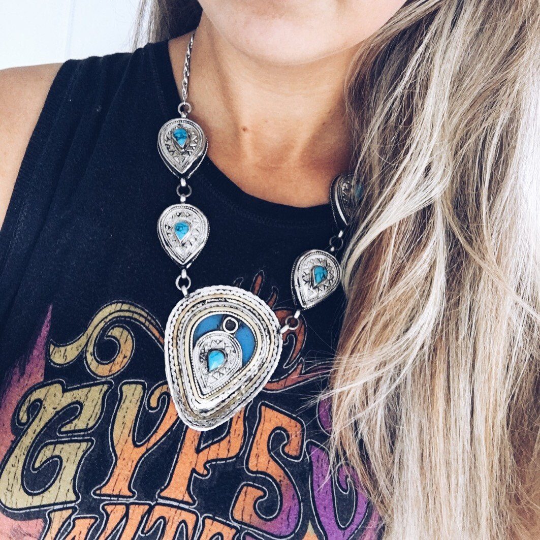 Chunky Tribal Pendant boho necklace - Turquoise